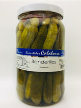 Cargar imagen en el visor de la galería, Banderillas Picantes 1/2 galón con pepino entero